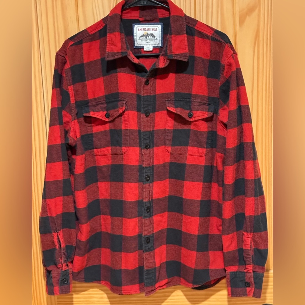 American Eagle Outfitters Red and Black Plaid Shirt